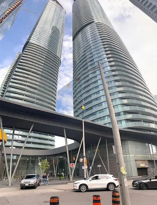 Downtown Suite By Unionstationscotiaarena トロント アパート